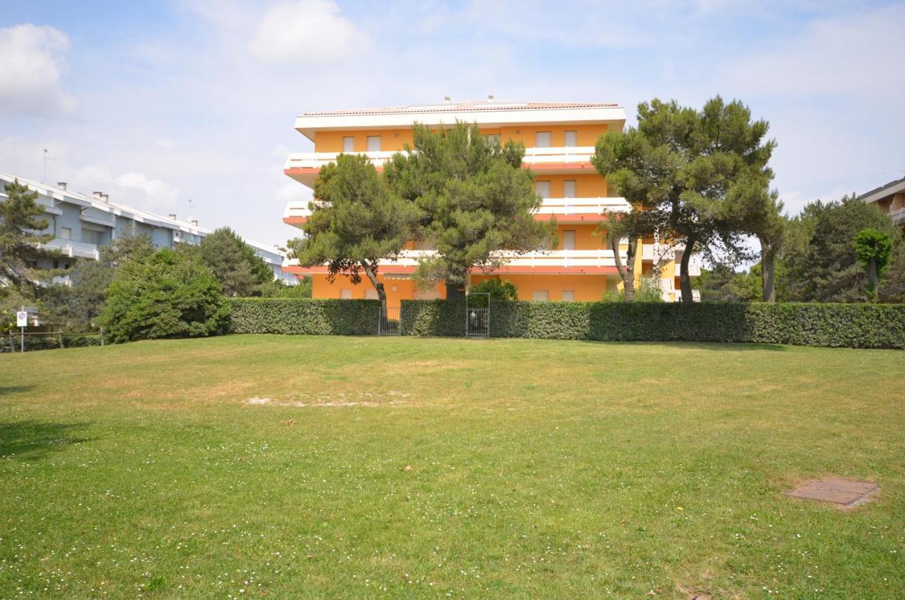 Appartamenti Carina 比比翁 外观 照片
